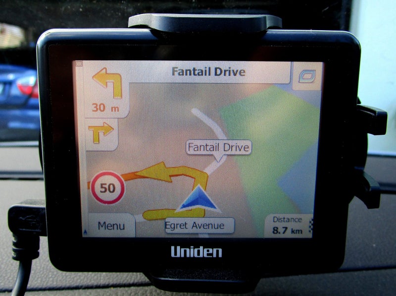 *** GREAT LITTLE UNIDEN IGO35 GPS *** Carousel 3