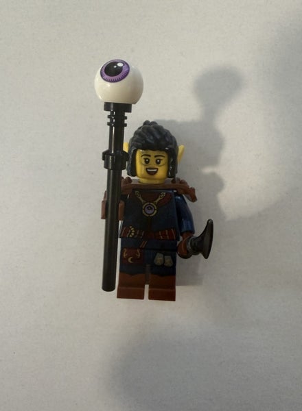 LEGO® Minifigures Series Dungeons & Dragons® 71047 #2 Gith Warlock Carousel 1