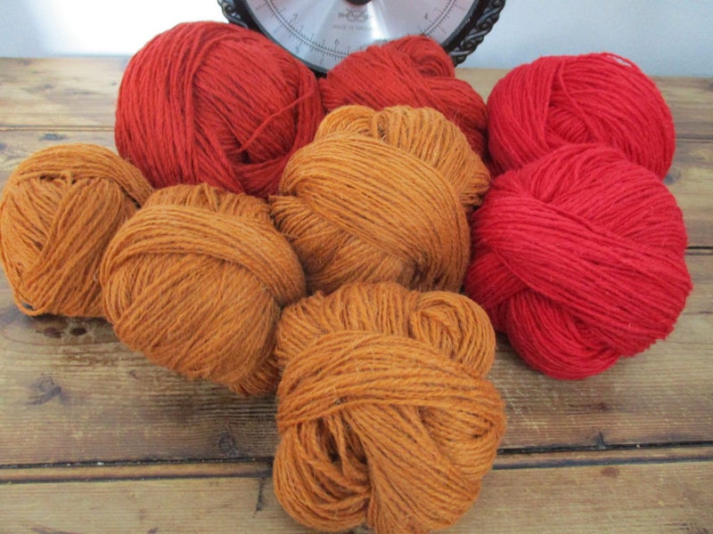 U # PURE WOOL 4 & 8 PLY " Oranges & Reds " 875 Grams Bulk Lot Carousel 2