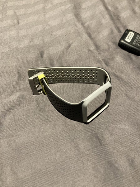 Tomtom Runner Gps Watch 8RS00 Carousel 3
