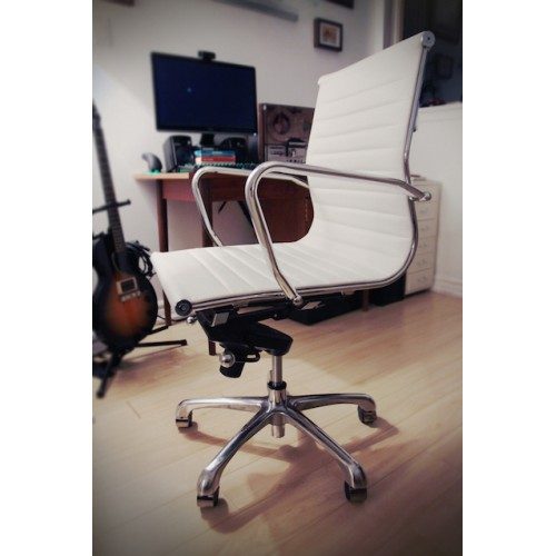 Leather Office Chair (white/black) Carousel 2