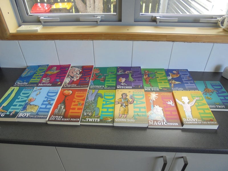 Ronald Dahl Book Collection - 15 Books Carousel 1