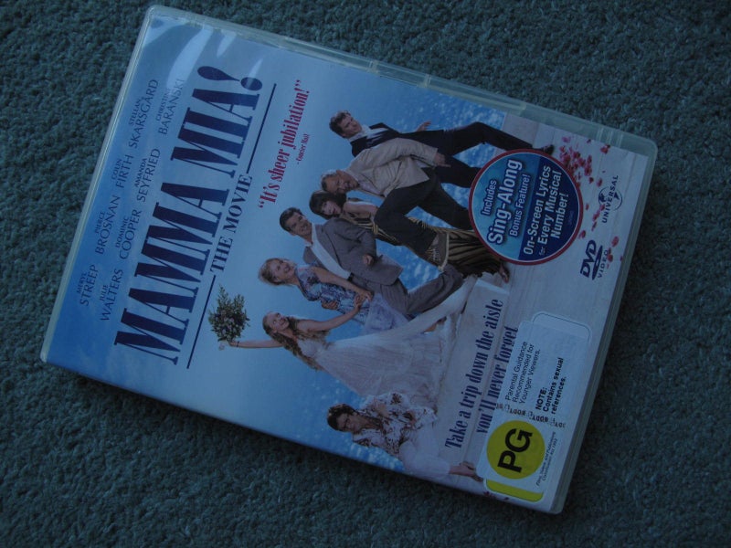 Mamma Mia (Meryl Streep / Amanda Seyfried) The Movie - DVD :) Carousel 1