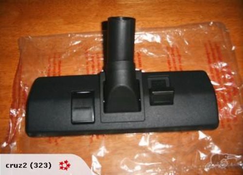 Combination Carpet/Hard floor tool - Deluxe Carousel 1