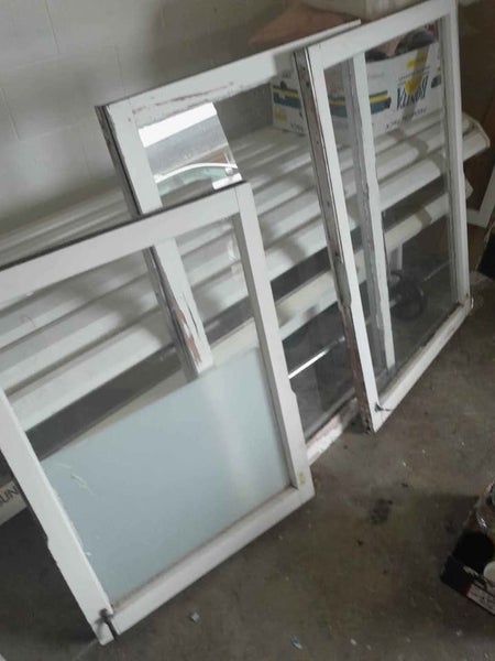 Various Sized Glass Carousel 7