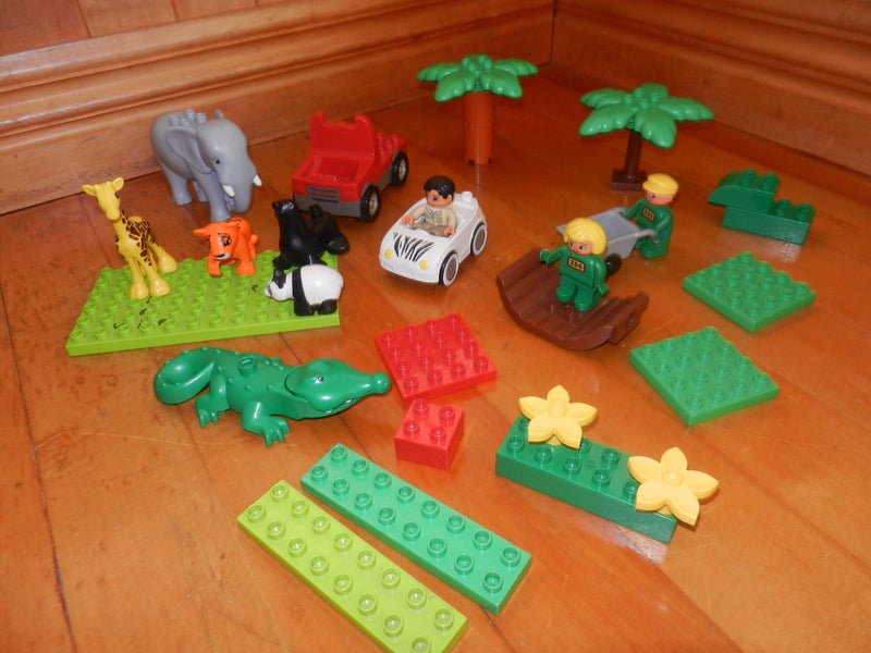 Duplo Zoo Carousel 2