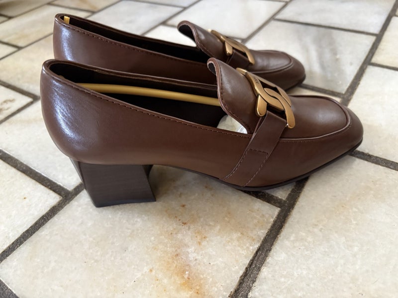 Tod’s leather heels62866852742274112
