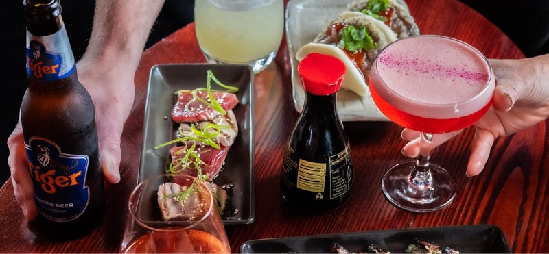 Snug Lounge Carousel 1