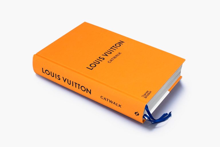 Thames and Hudson Louis Vuitton Catwalk Carousel 6
