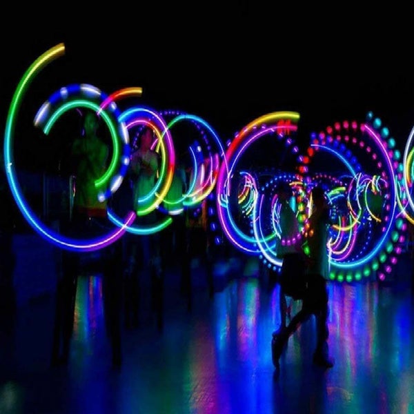 2X Battery-Operated LED Poi Balls Multi Coloured Light up Ball Belly Dance Party Carousel 1