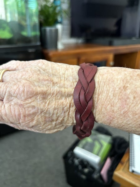 Real Leather handmade Braided Bracelet 22 cm - Red Carousel 1