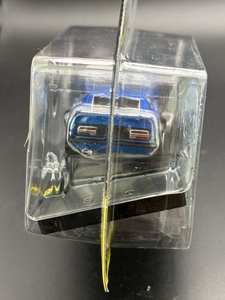 MUSCLE MACHINES - 1972 DATSUN 240Z - MODEL 28 - DIECAST Carousel 5