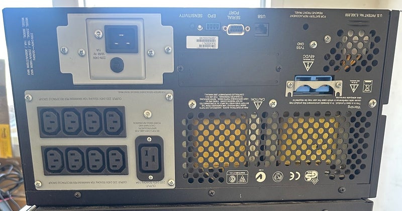 APC Smart UPS 3000XL Rack Mount UPS Smart UPS 3000XL RM 3U Carousel 2