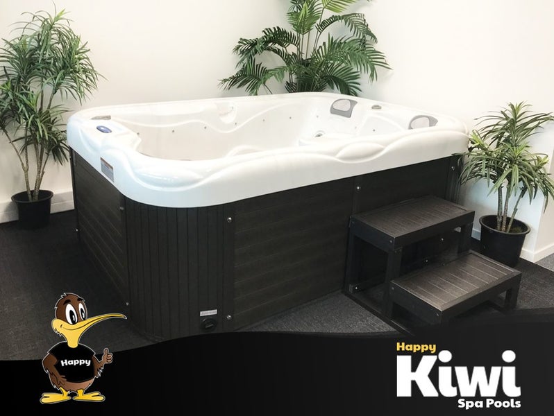 Spa Pool - Indulgence - Using the American Made Balboa System Carousel 2