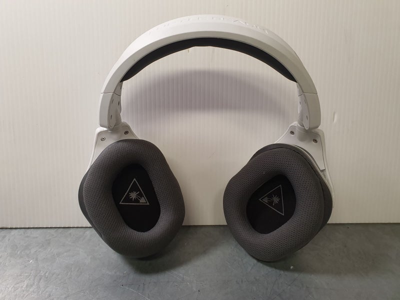 Turtle Beach Stealth 600 Gen 2 Wireless Gaming Headset Carousel 2