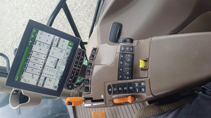 John Deere 6155R Carousel 7