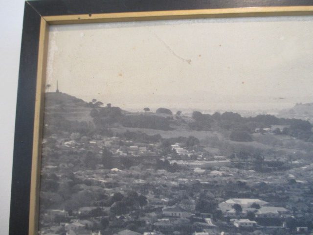 WHITES AVIATION AUCKLAND / MT ROSKILL. RARE 1960'S PHOTOGRAPH Carousel 2