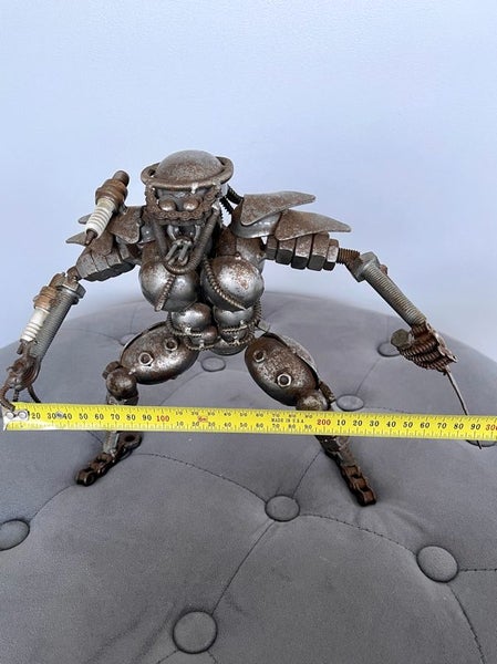 Predator Handmade Metal Sculpture Carousel 16