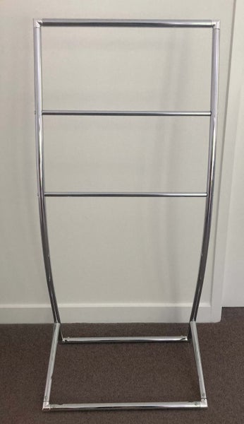 Towel Rack Carousel 1