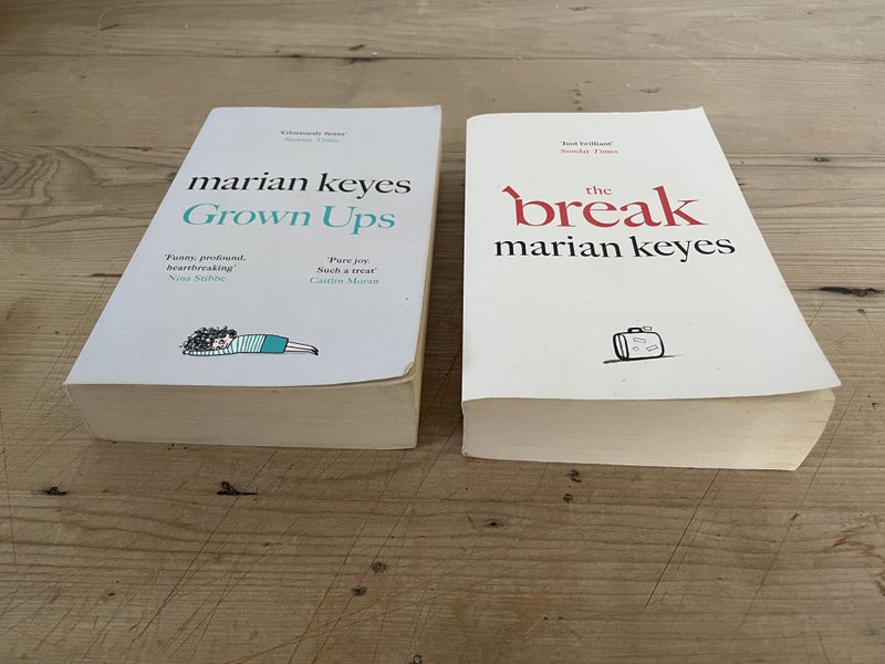 2 Marian Keyes Books Bundle. inc The Break & Grown Ups - Large Paperbacks Carousel 2