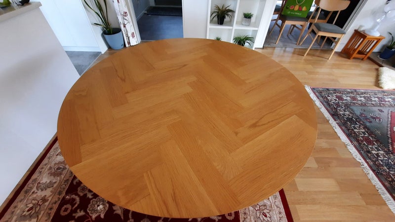 Stunning Round Oak Dining Table Carousel 2