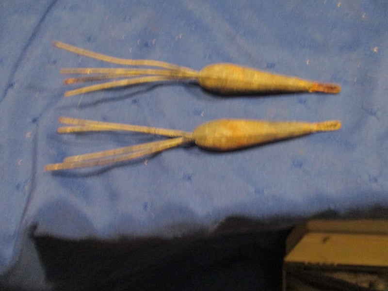 50 cent - BUY NOW CLEARANCE - 2 x Sinker with spikes Carousel 1