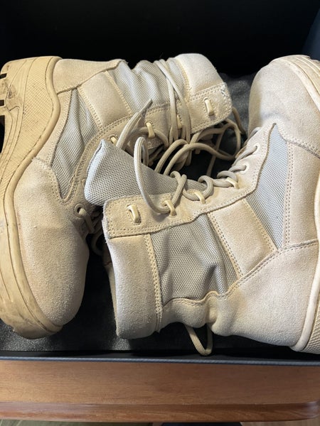 Yeezy Combat Boot Season 4 Sand Size 42 Carousel 1