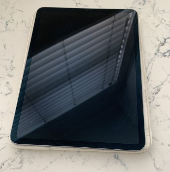 iPad Pro 11inch Carousel 2