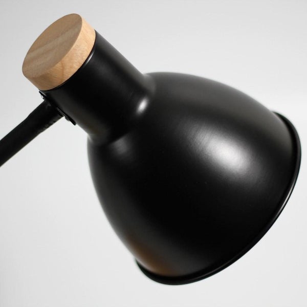 Merete Table Lamp - Black Carousel 2