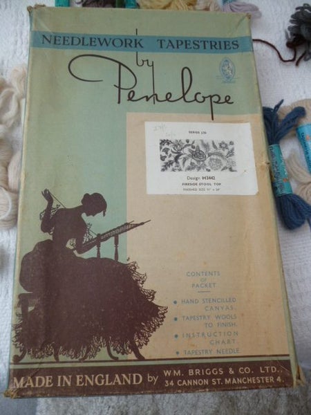 TAPESTRY WOOL Carousel 2