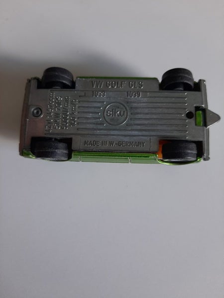 VW GOLF CABRIOLET - OLD GERMAN SIKU TOY! Carousel 8
