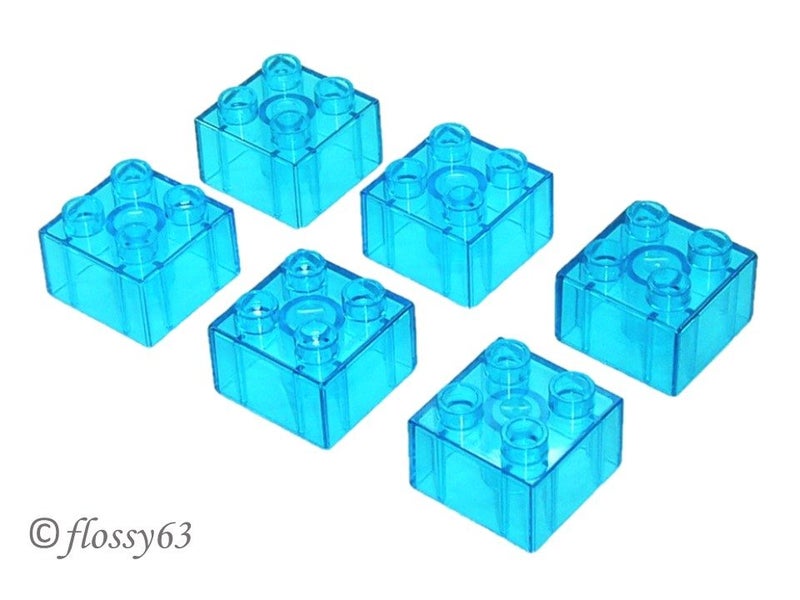 ®™DUPLO - 6 x Trans Light Blue Bricks Carousel 1