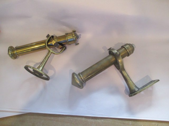 SHIPS BRASS GIMBOLLED CANDLE LIGHTS X 2 Carousel 1