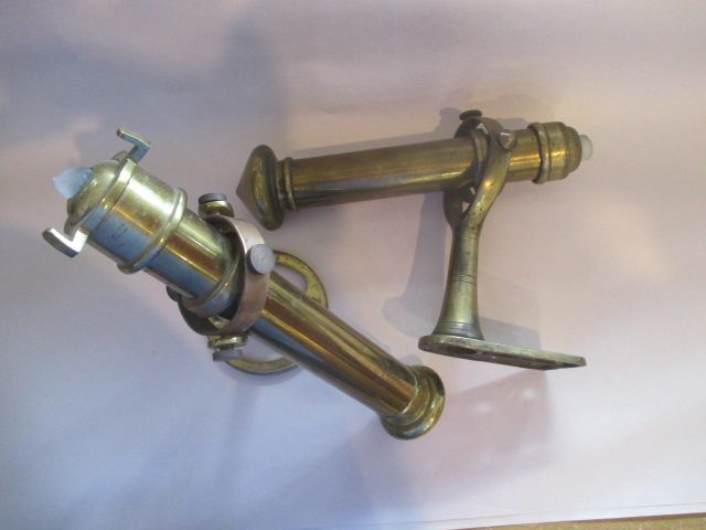 SHIPS BRASS GIMBOLLED CANDLE LIGHTS X 2 Carousel 5