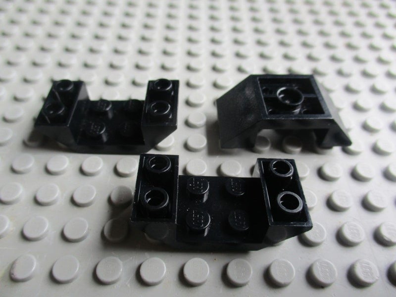 2x4 Sloped Ends Black Plates x 3 Carousel 1
