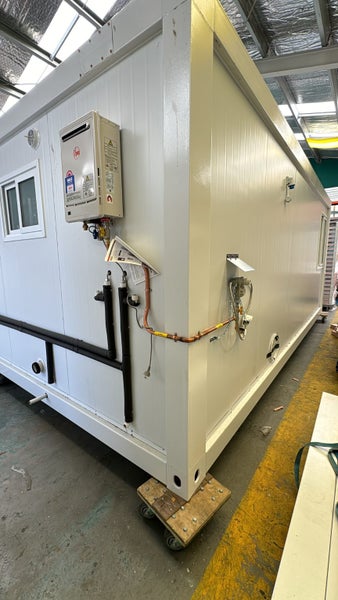 Portable cabin with kitchenette and bathroom 18sqm Carousel 9