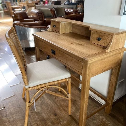 Urbano Interiors - Quality Oak Desk Carousel 2