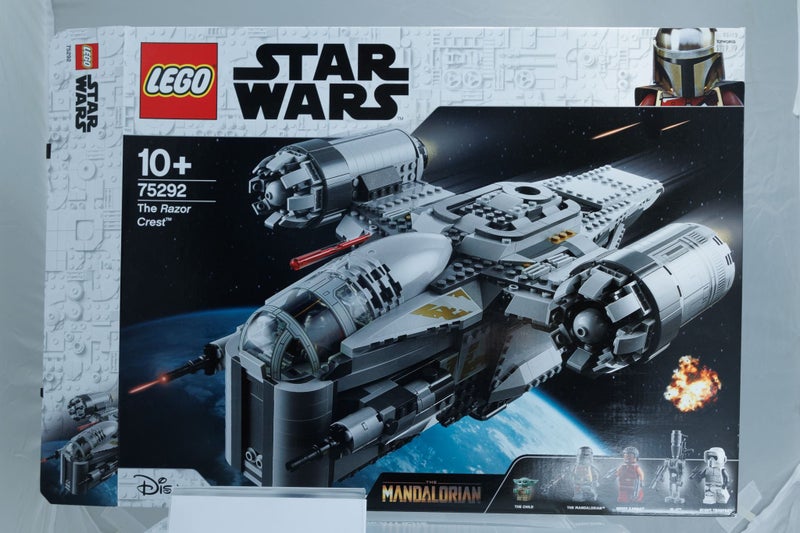 Lego Star Wars The Razor Crest 75292 (Used) Carousel 1