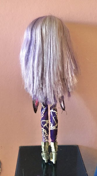 Monster High Picture Day Spectra Vondergeist doll Carousel 2
