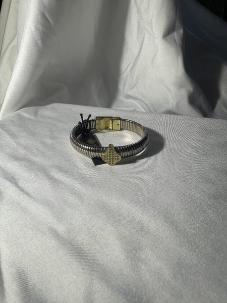 Chunky Clover Bangle gold and silver toned Carousel 1