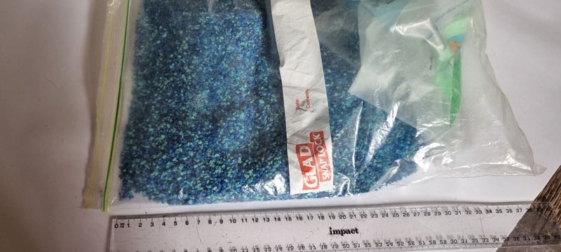 Fish Tank Gravel - Lovely blue gravel for fish tank Carousel 5