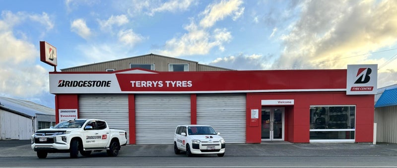 Terry's Tyres Carousel 1