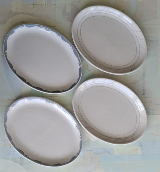 Space saving ovals - Crown Lynn Supervitrified dinner plates x 4