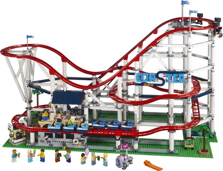 LEGO Creator 10261 Roller Coaster Carousel 2