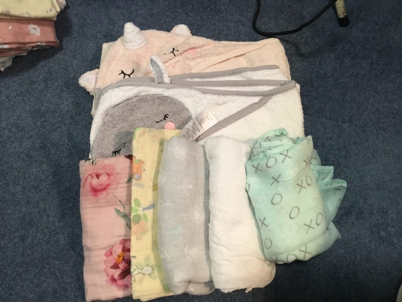 Baby towels and wraps Carousel 1