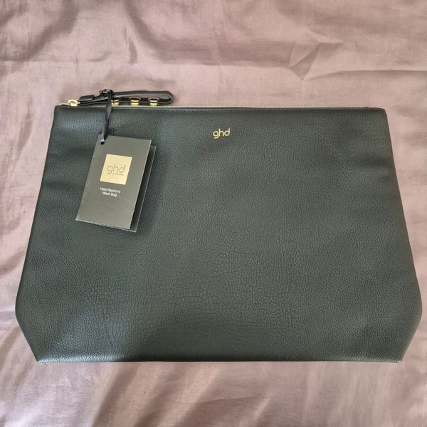 GHD Heat Resistant Washbag Carousel 1