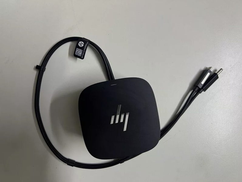 HP Thunderbolt Dock 230W G2 with power adapter Carousel 3