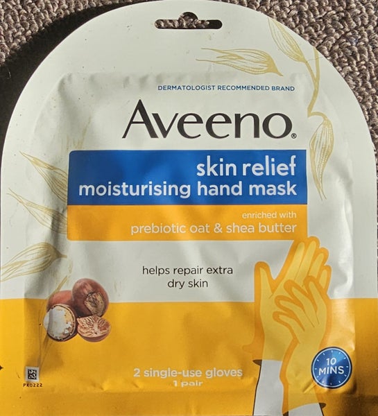 Aveeno Skin Relief Hand Mask Carousel 1