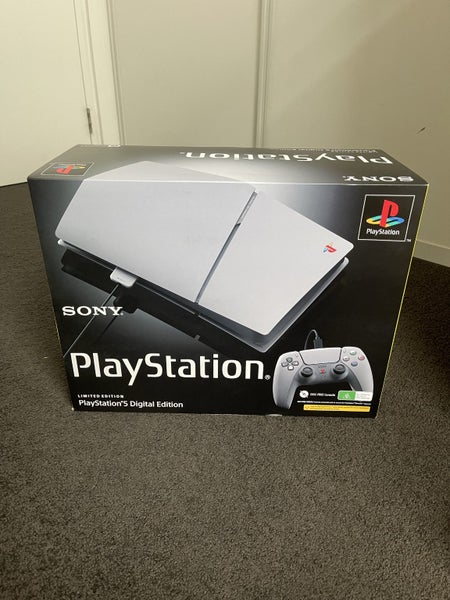 PlayStation 5 30th Anniversary Bundle Carousel 2