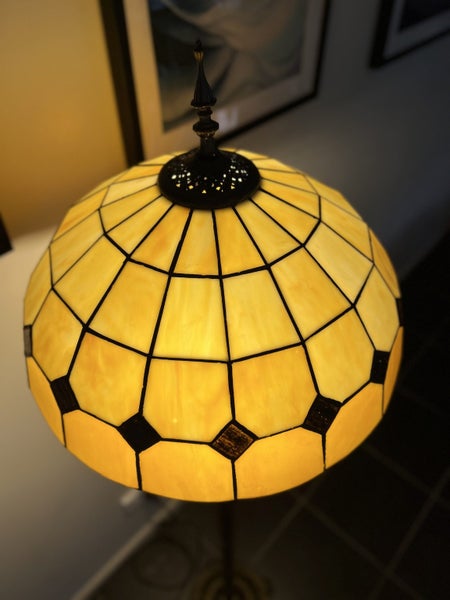 New Design Handmade Tiffany Floor Lamp 40cm Shade Carousel 2
